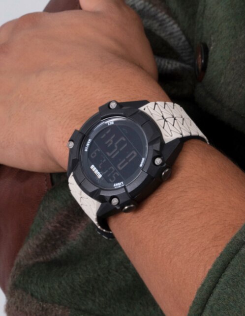 smartwatch guess rex