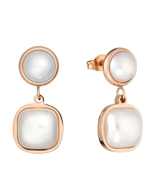 Aretes cuadrados con acabado brillante perla