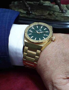 Reloj Best Desing para hombre GOLDEN XM498-3