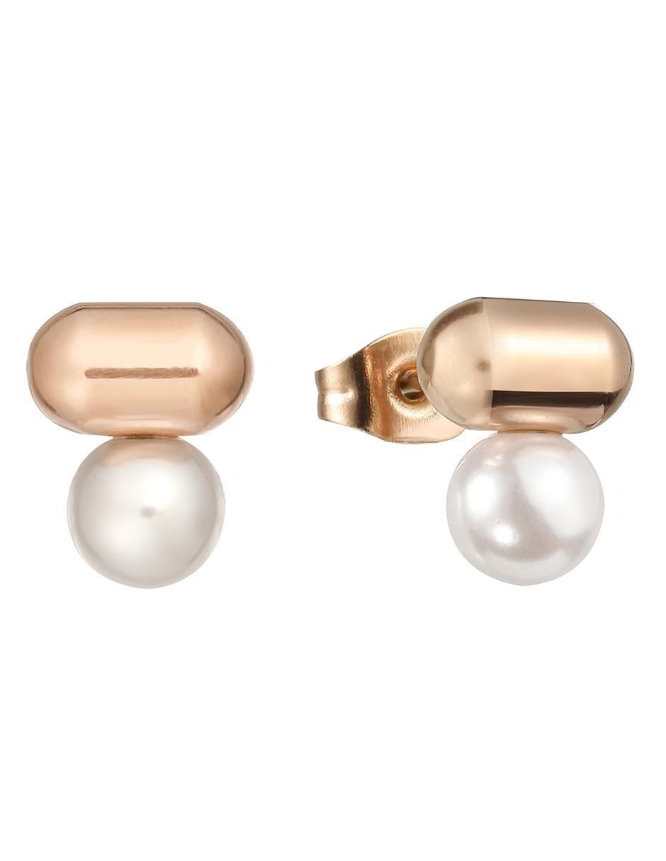 Set de aretes con acabado brillante perla 3