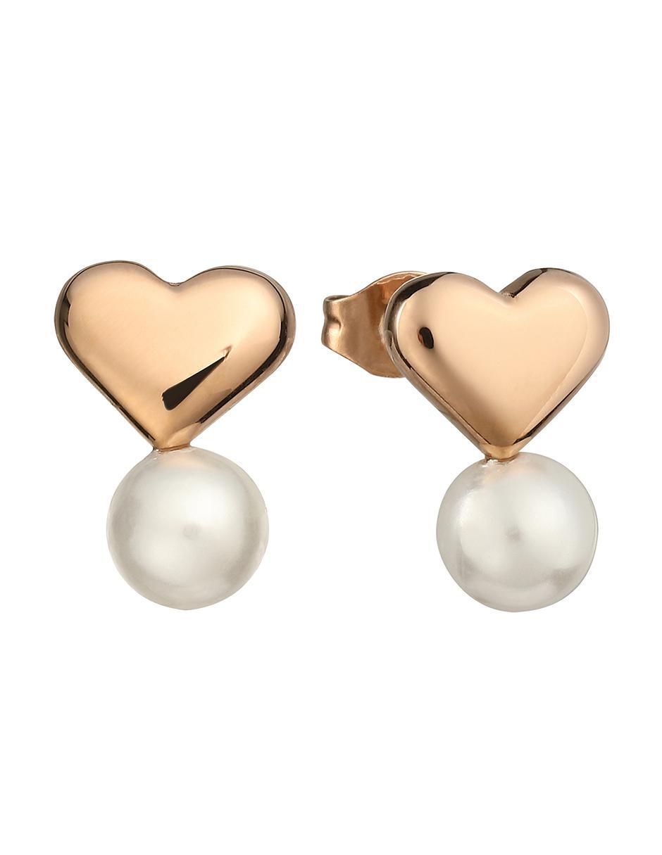 Set de aretes con acabado brillante perla 3