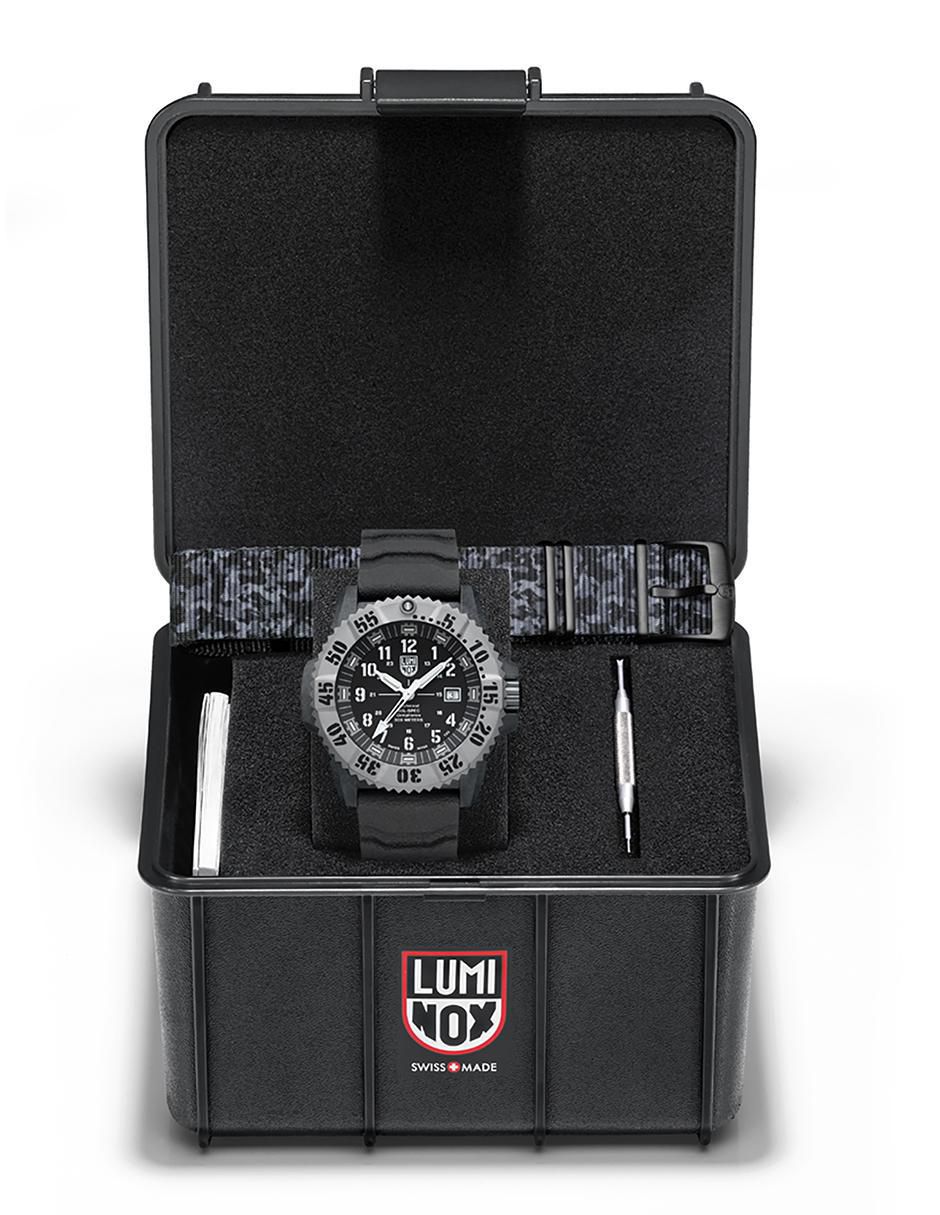 Reloj MIL-SPEC Series para hombre XL.3351.1.SET 9