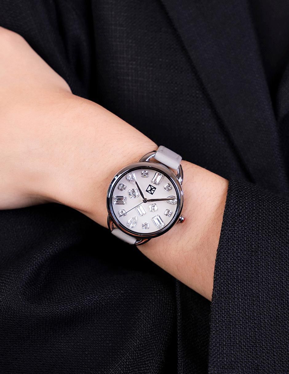 Reloj para mujer OE2501 10